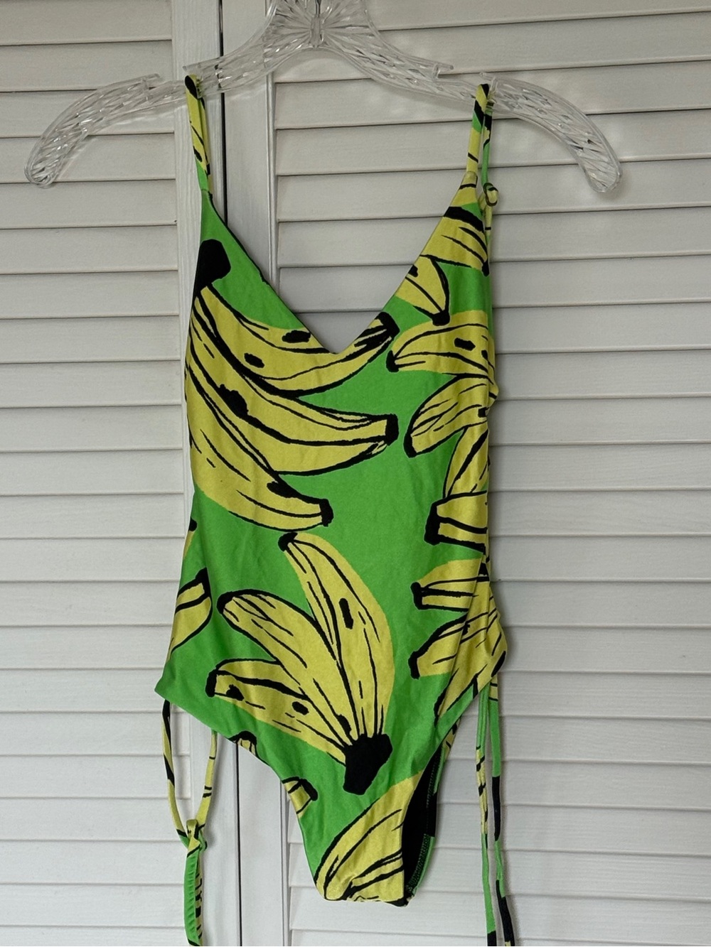 FARM Rio Banana Verde Swimsuit - Picture 3 of 11